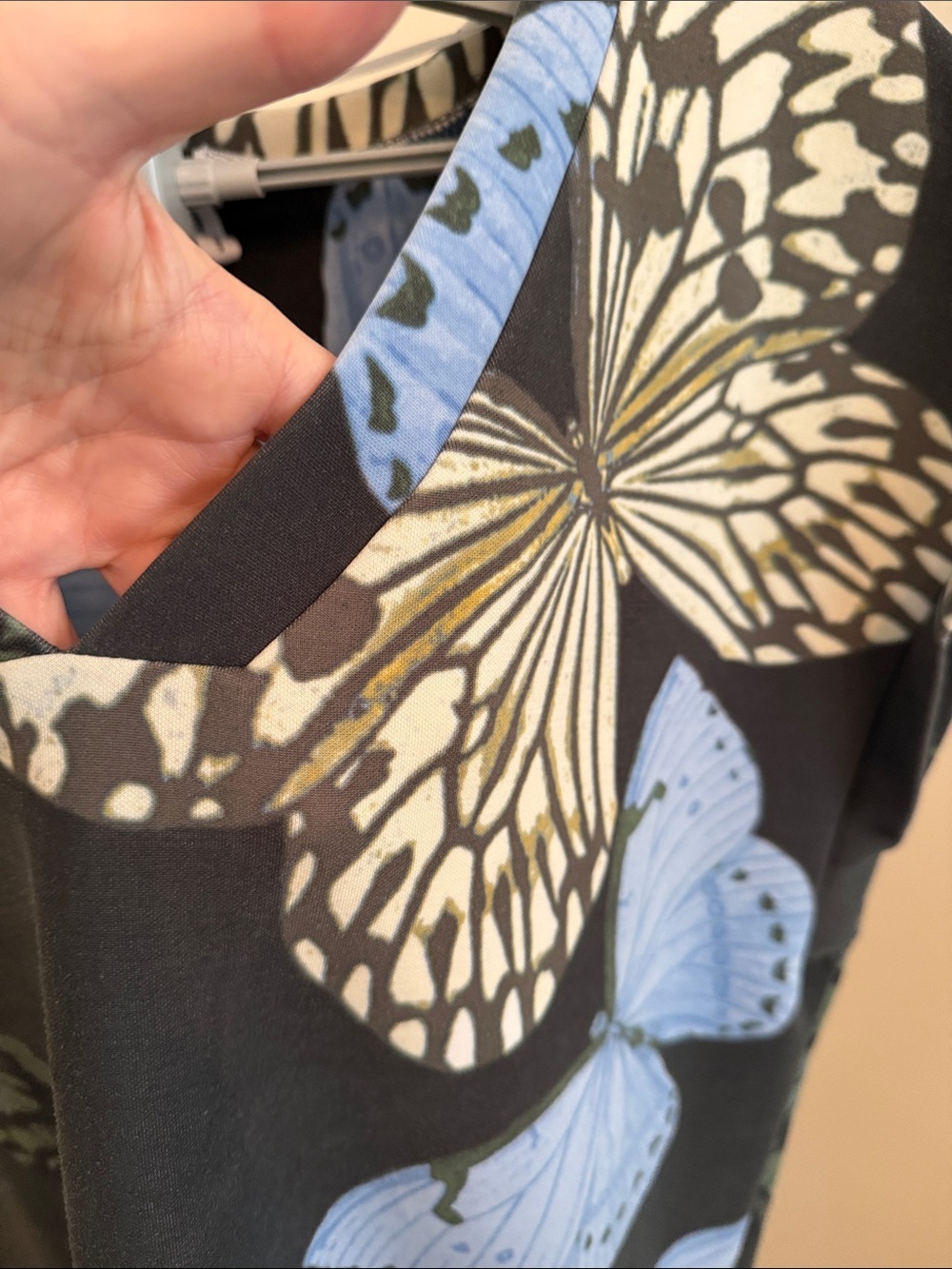 Cable & Gauge Black Butterfly Print blouse - Picture 3 of 8